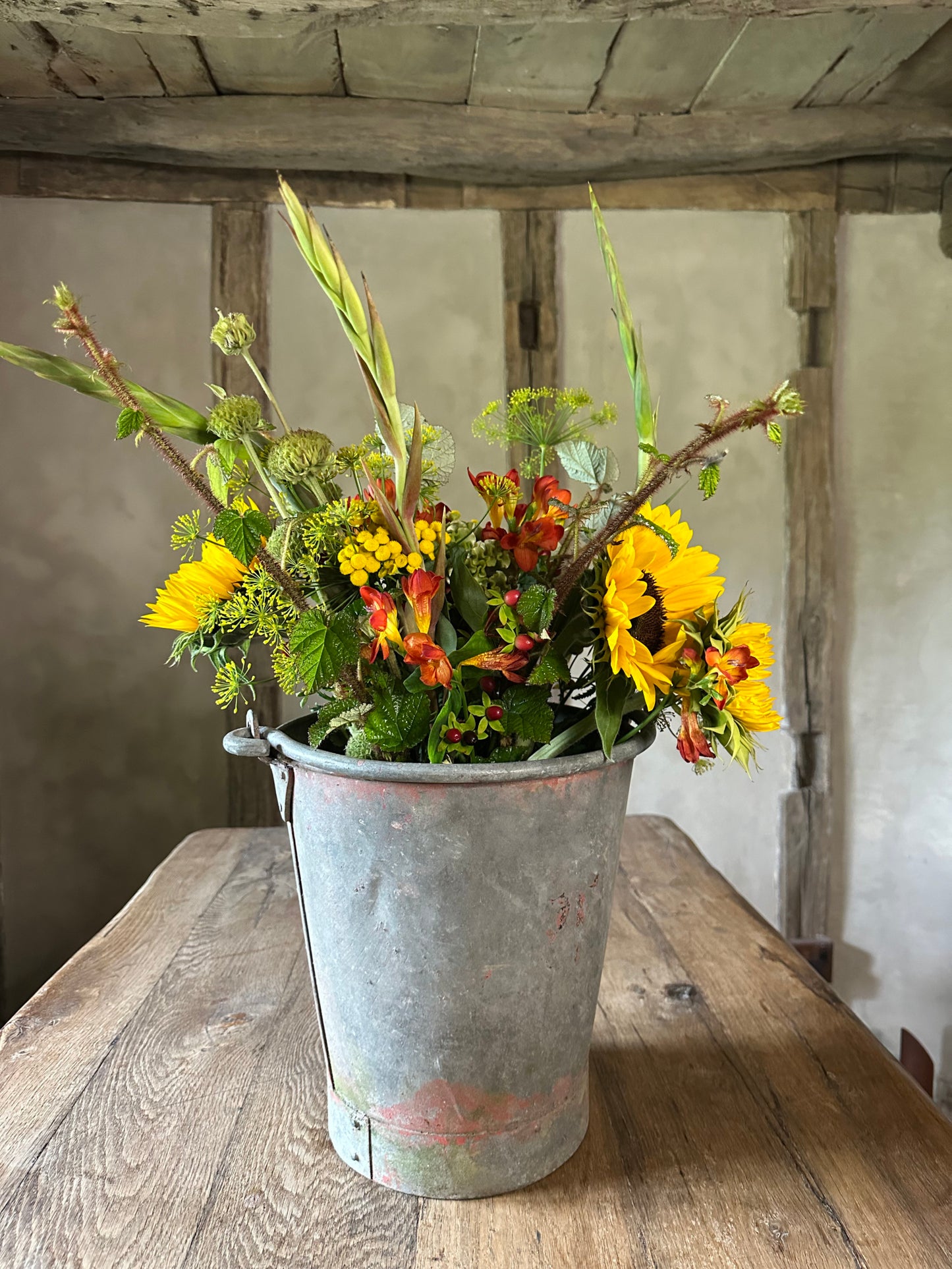 Large Vibrant Flower Bunch